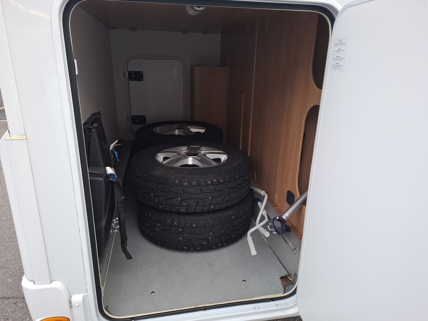 DETHLEFFS GLOBEBUS 2015