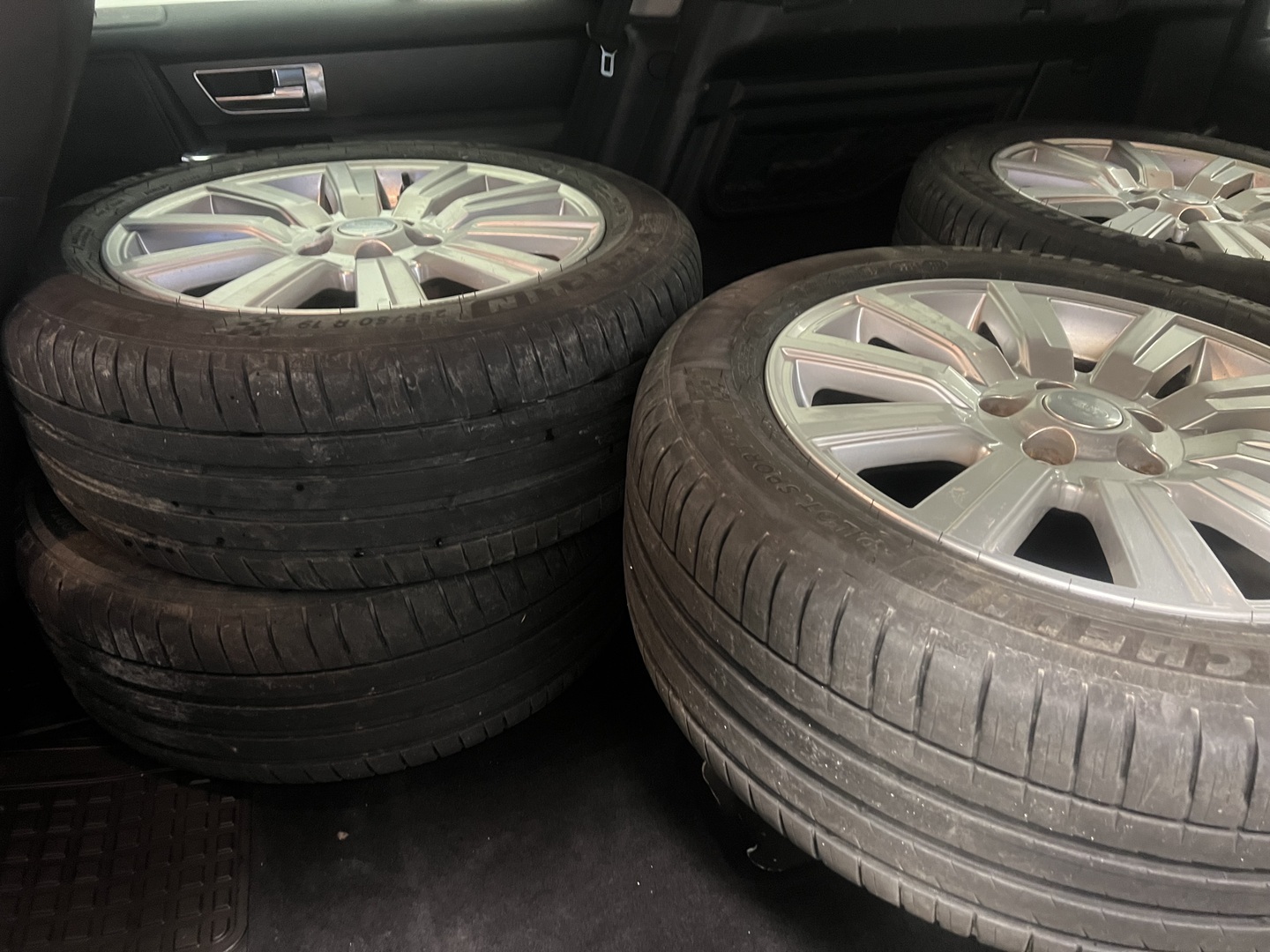 LAND ROVER Discovery 2016