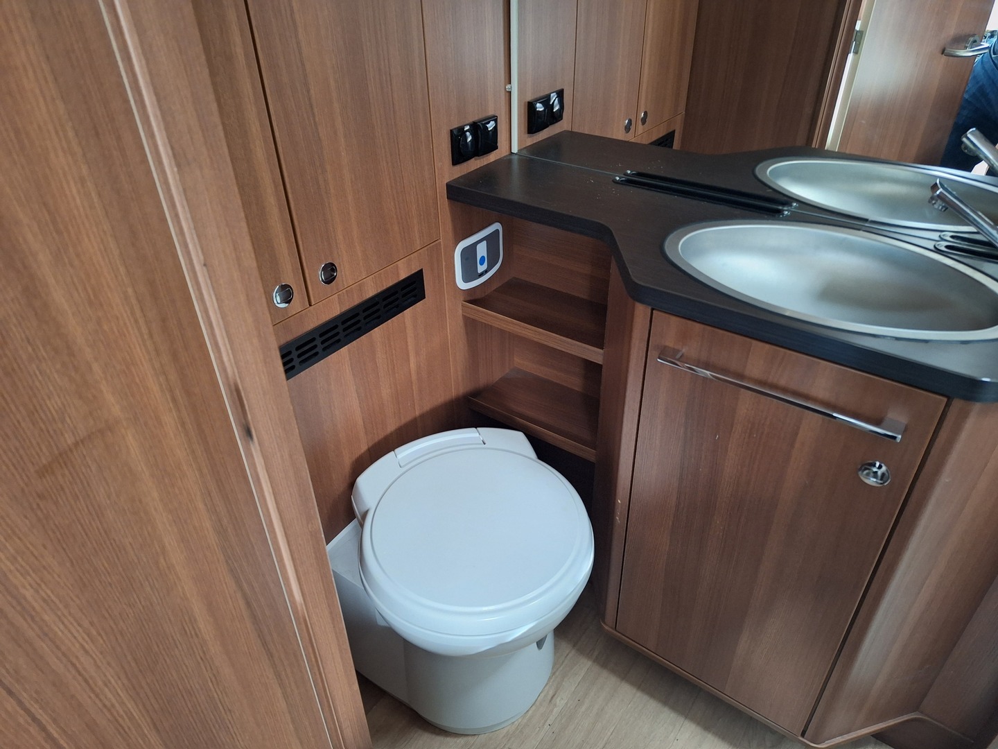 LMC T711 Cruiser Premium 2019