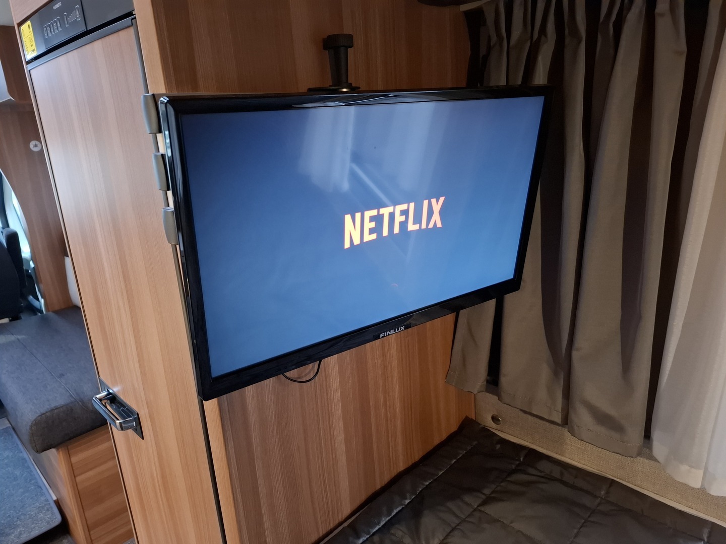 WEINSBERG Caraloft 700 2020