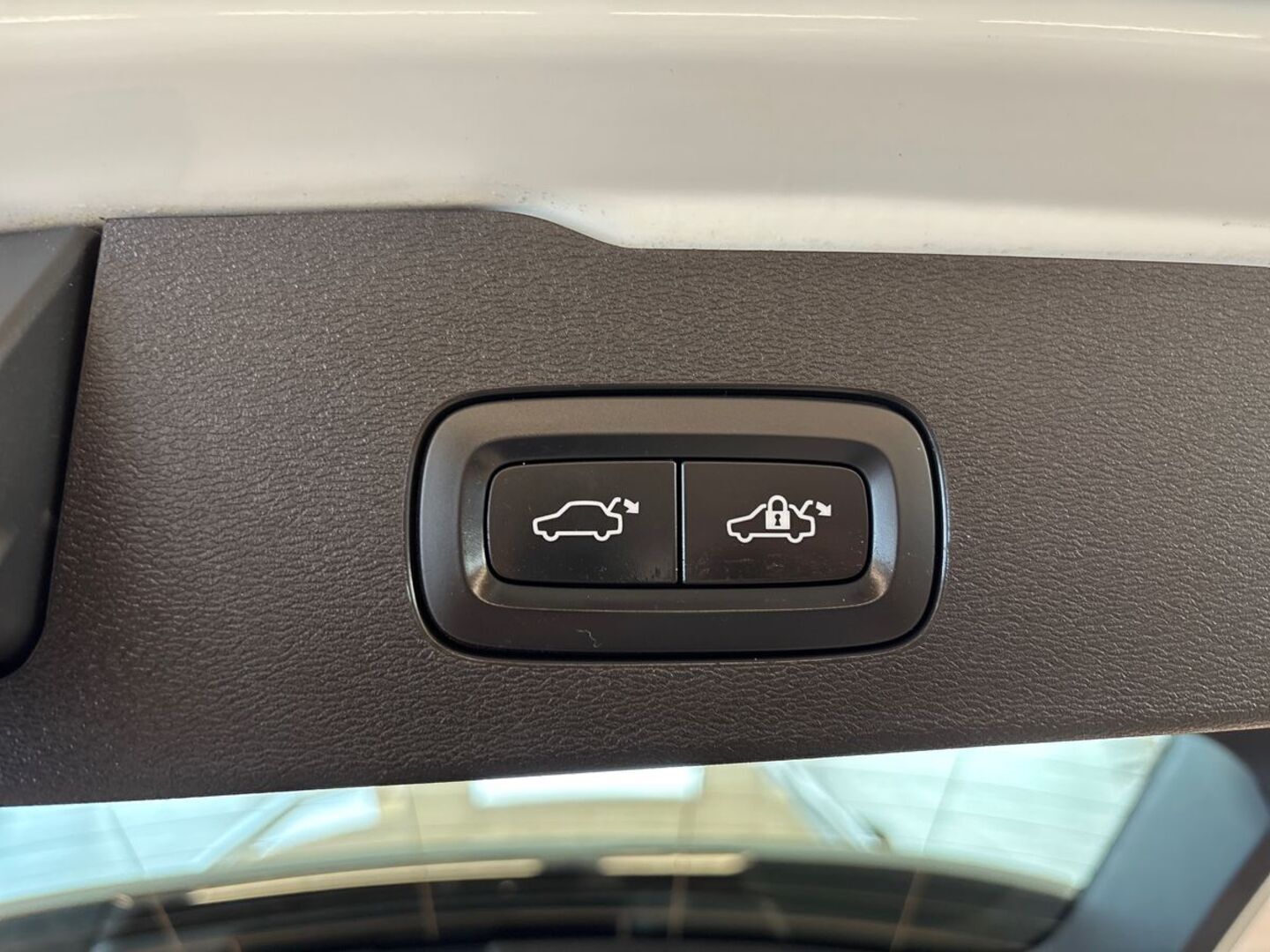 VOLVO V60 2021