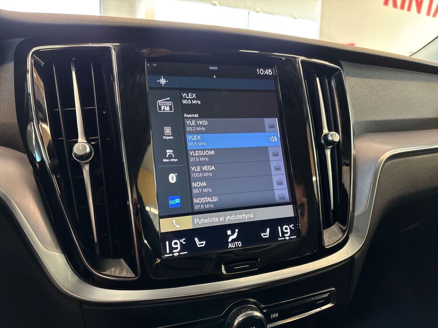 VOLVO V60 2021