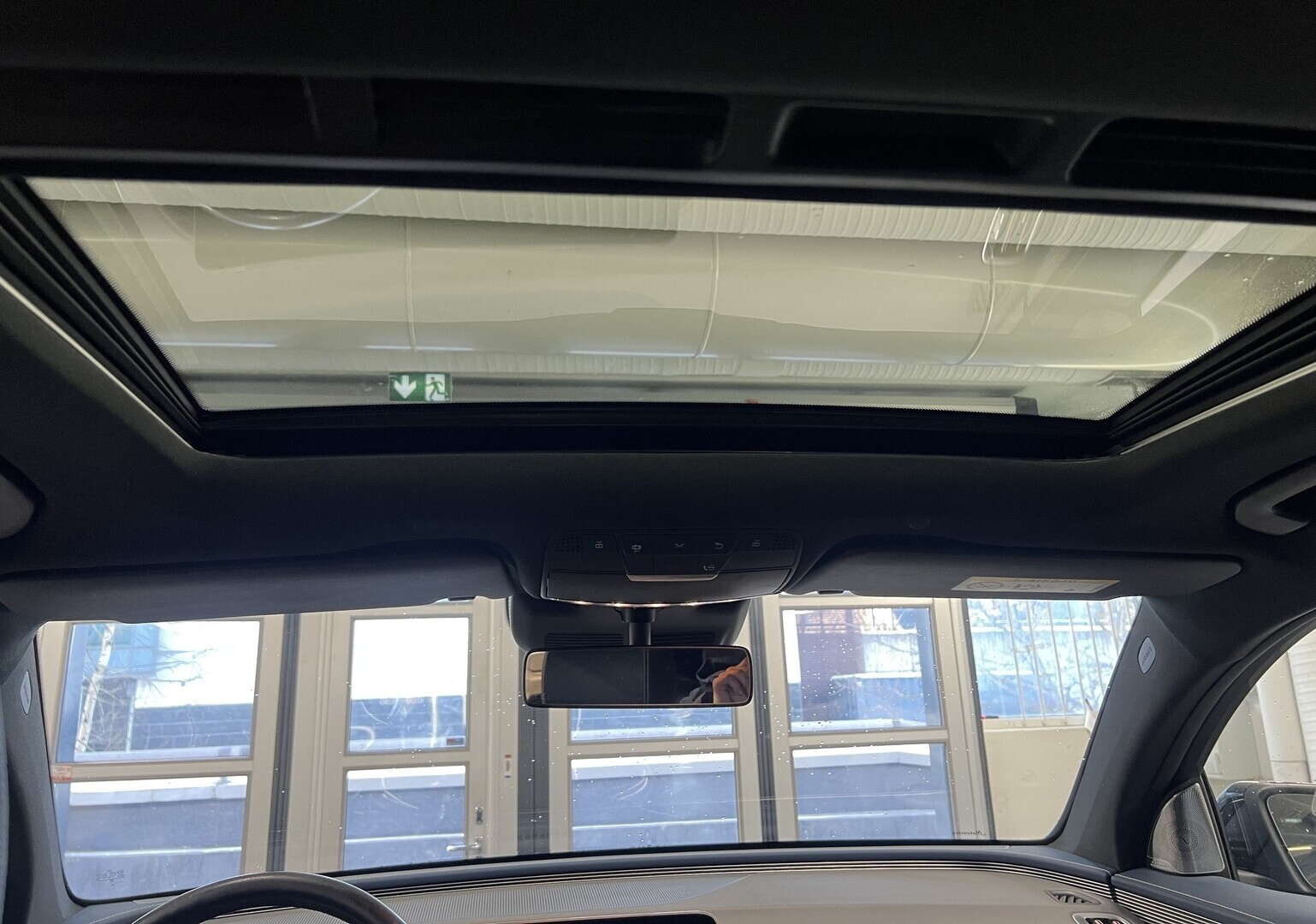 MERCEDES-BENZ EQC 2020