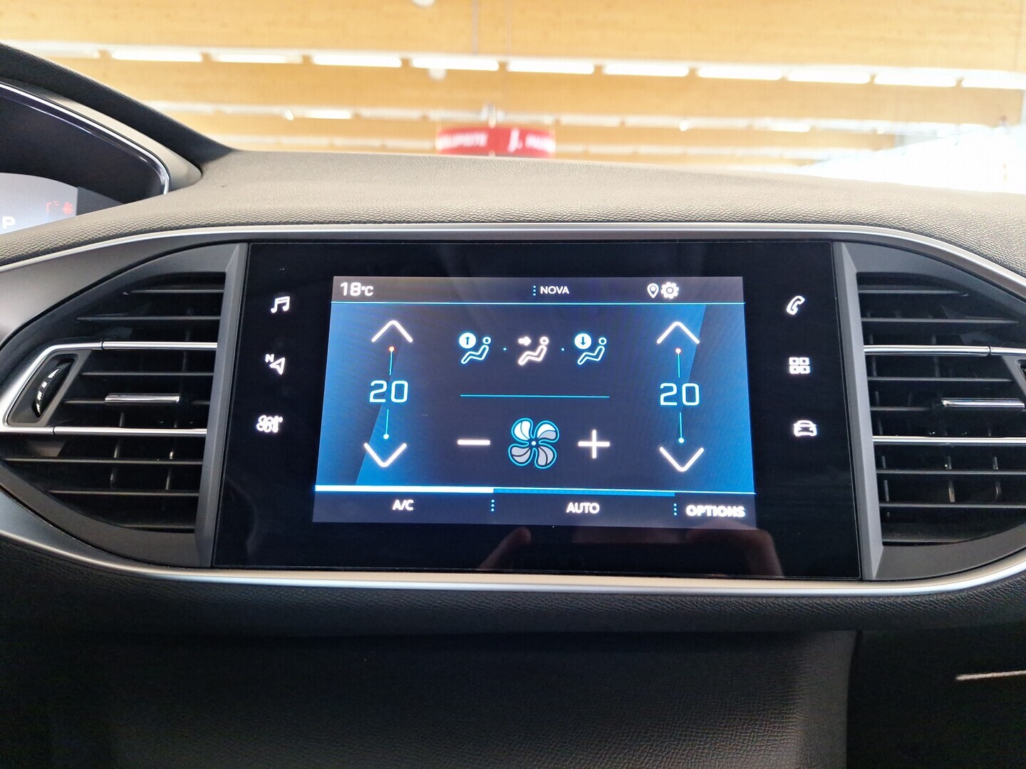 PEUGEOT 308 2021