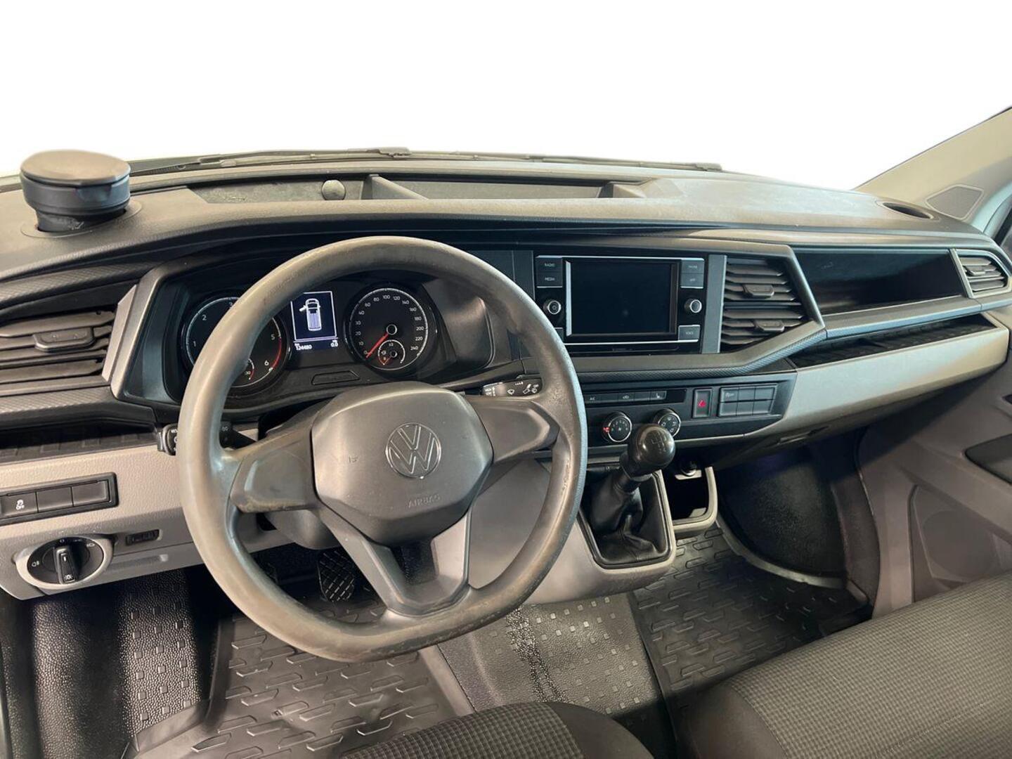 VOLKSWAGEN Transporter 2021