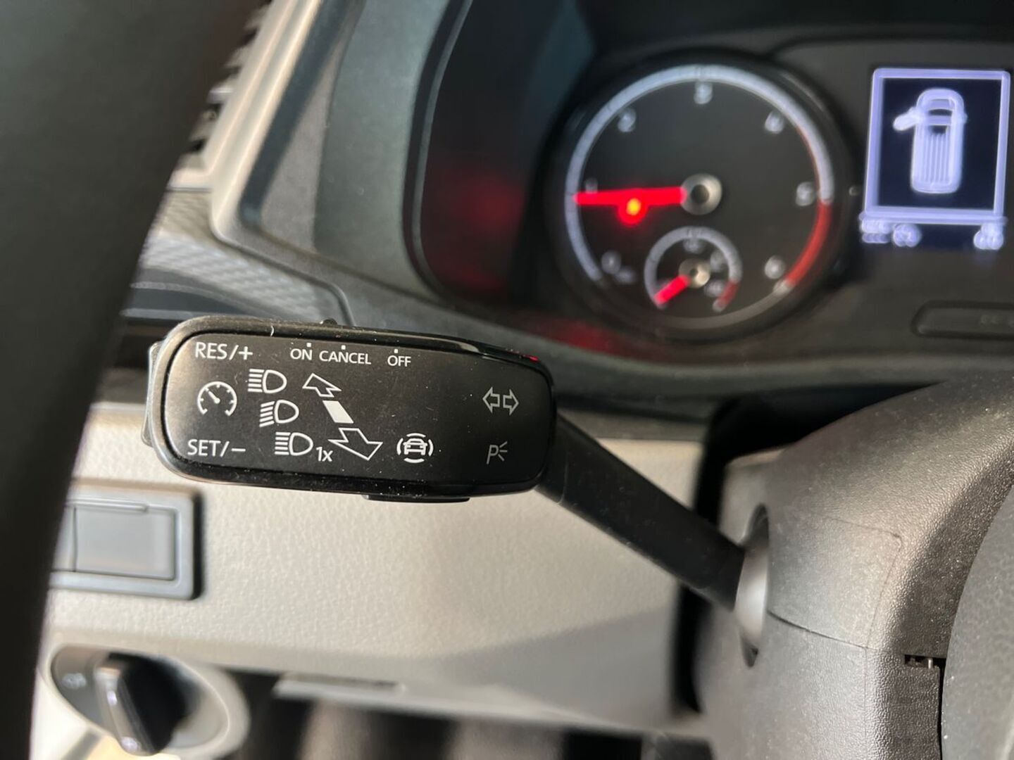 VOLKSWAGEN Transporter 2021