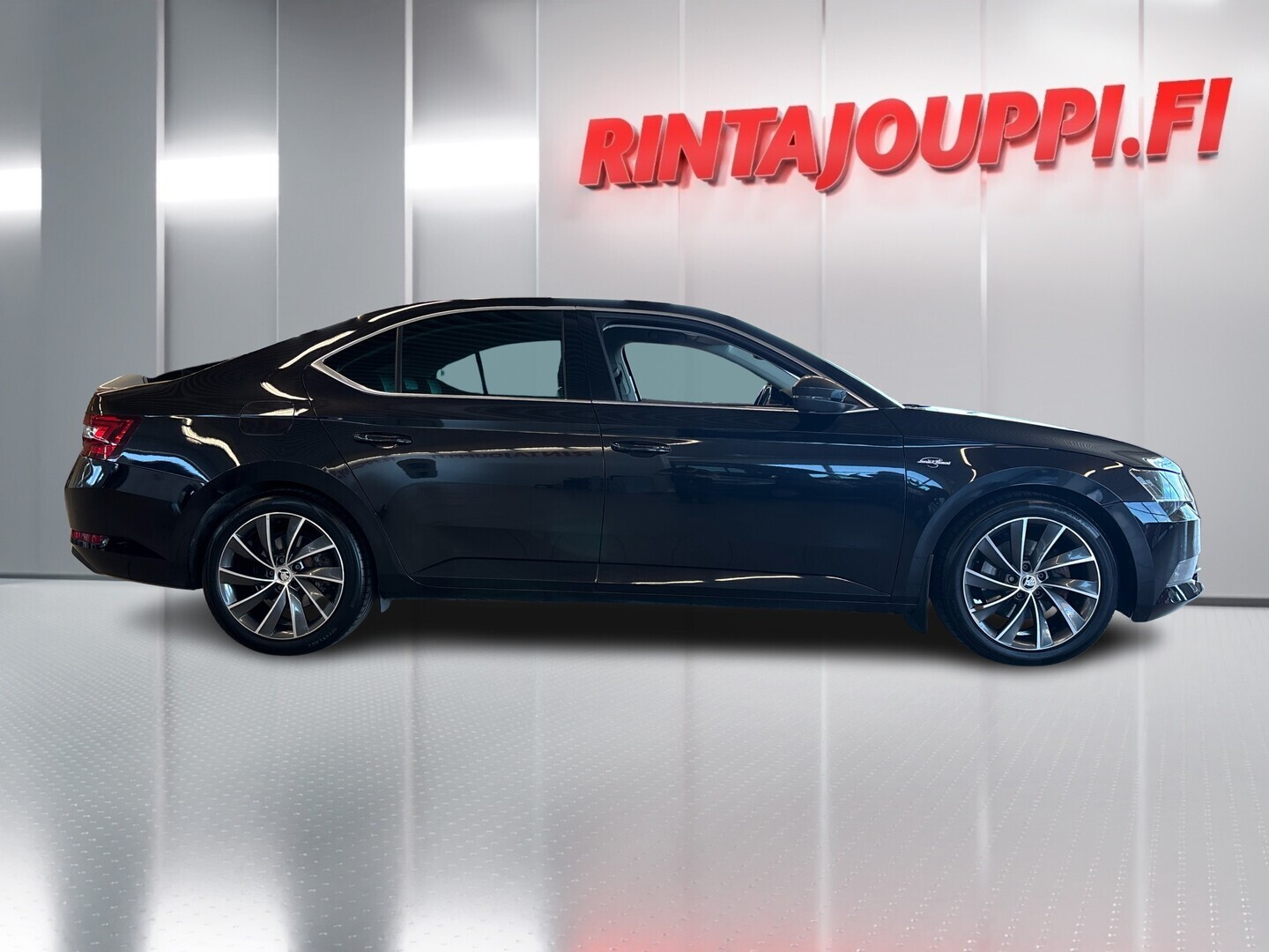 SKODA Superb 2016