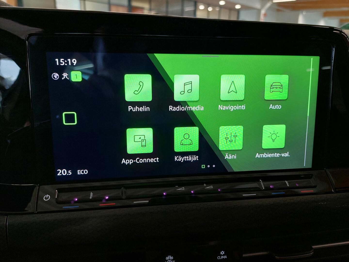 VOLKSWAGEN Golf 2021