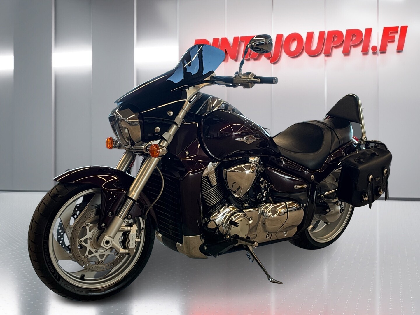 SUZUKI Intruder 2010