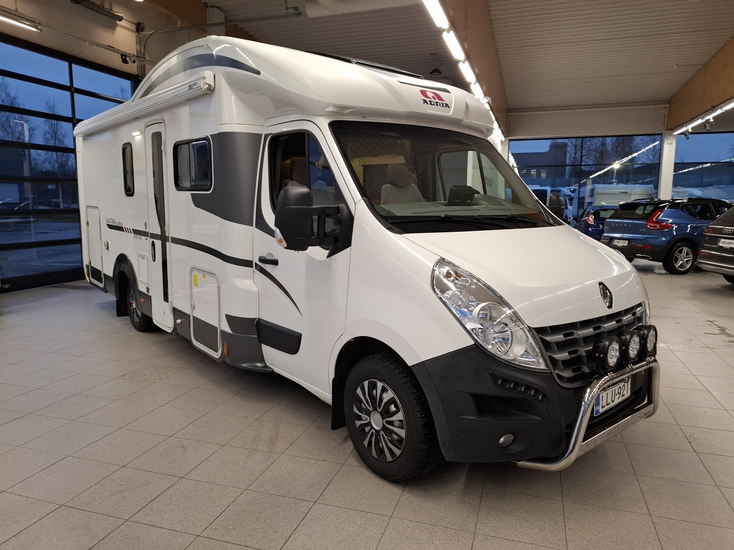 ADRIA Matrix Supreme 667 SPS 2013