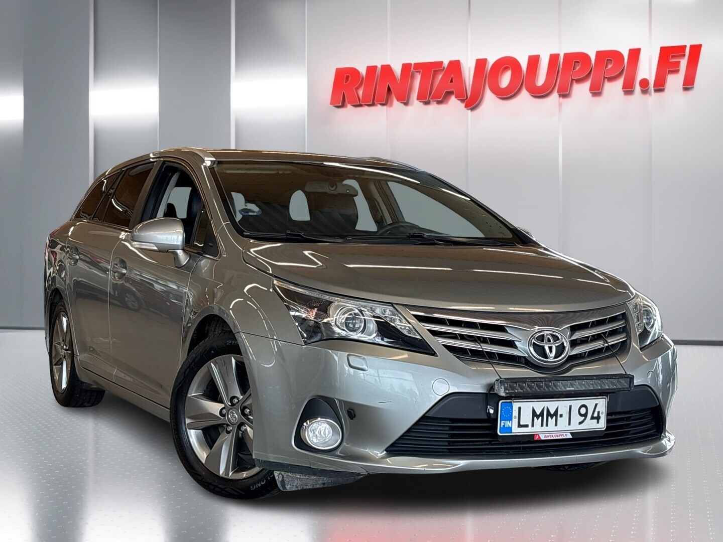 TOYOTA Avensis 2014