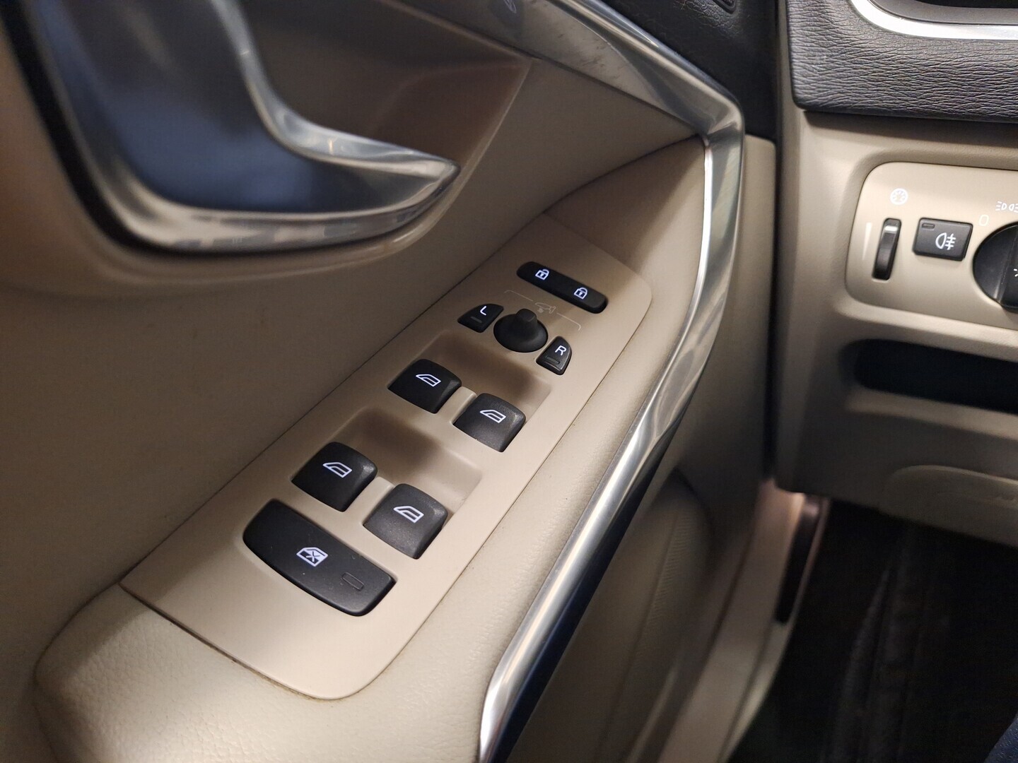 VOLVO V40 Cross Country 2017