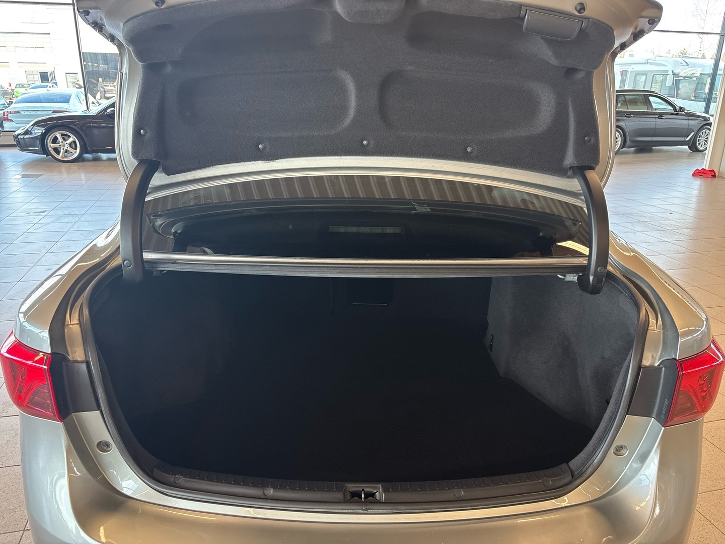 TOYOTA Avensis 2018