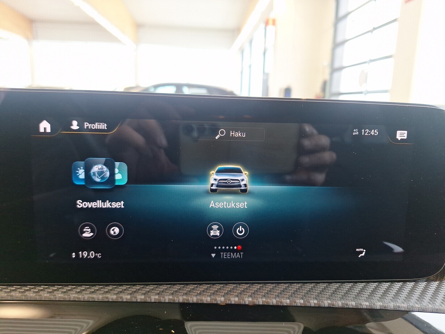 MERCEDES-BENZ A 2020