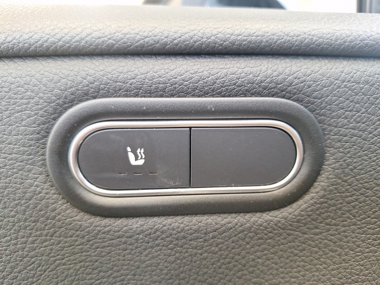 MERCEDES-BENZ A 2020