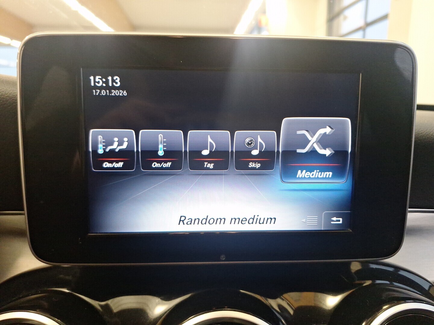 MERCEDES-BENZ C 2017