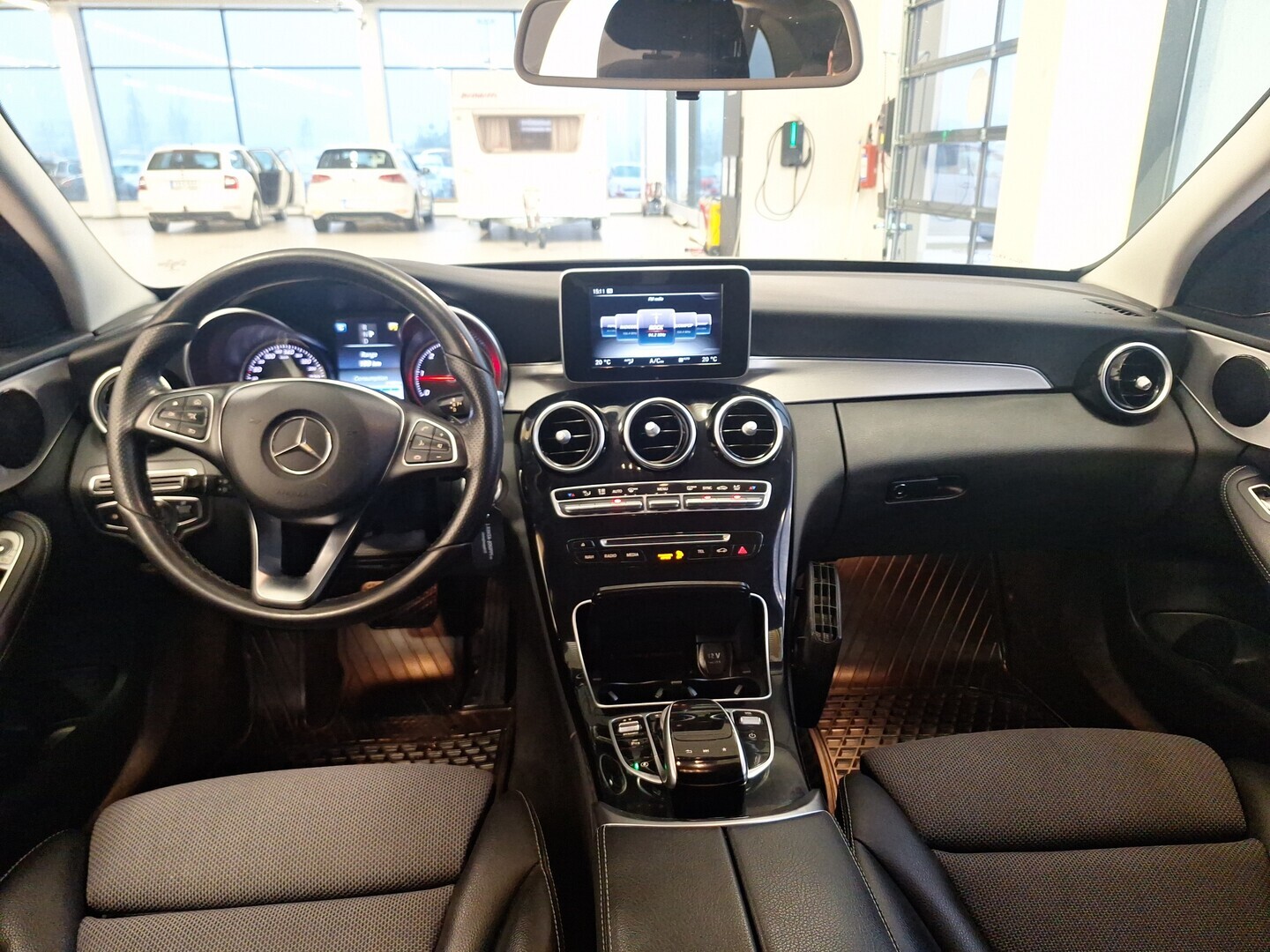 MERCEDES-BENZ C 2017