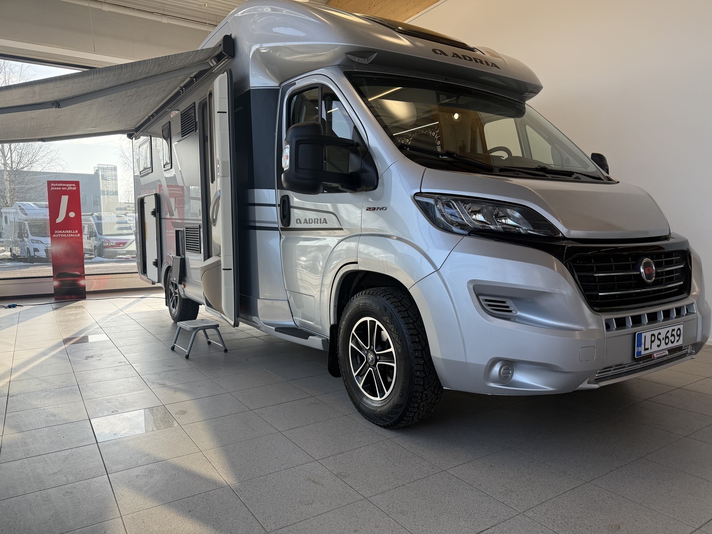 ADRIA Matrix 670 SL J Edition 2021