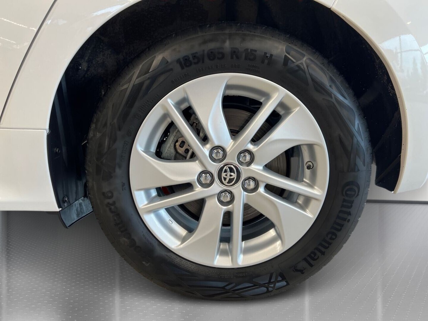 TOYOTA Yaris 2021