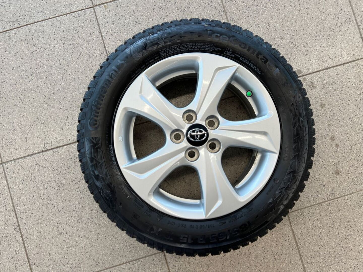 TOYOTA Yaris 2021