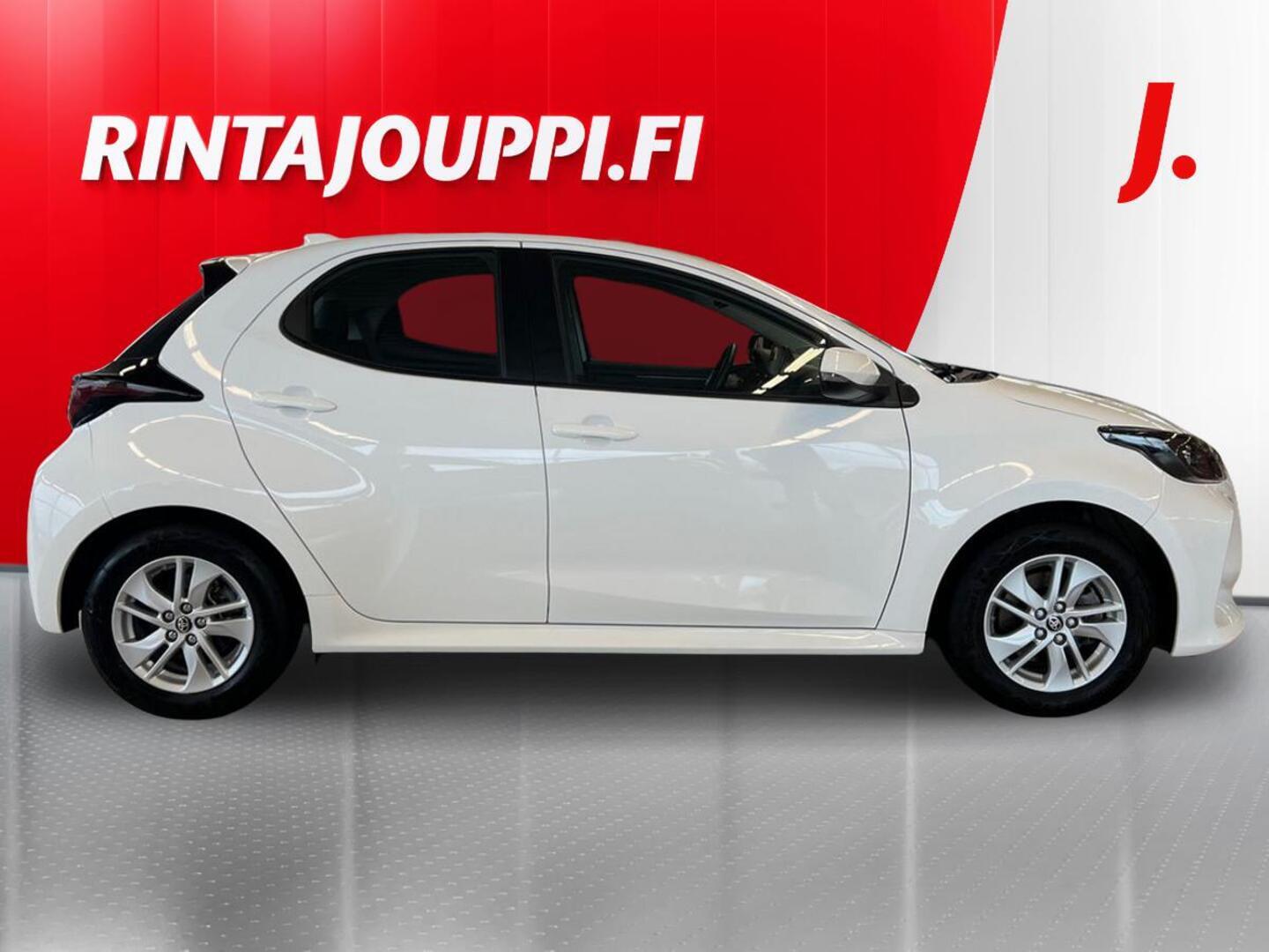 TOYOTA Yaris 2021
