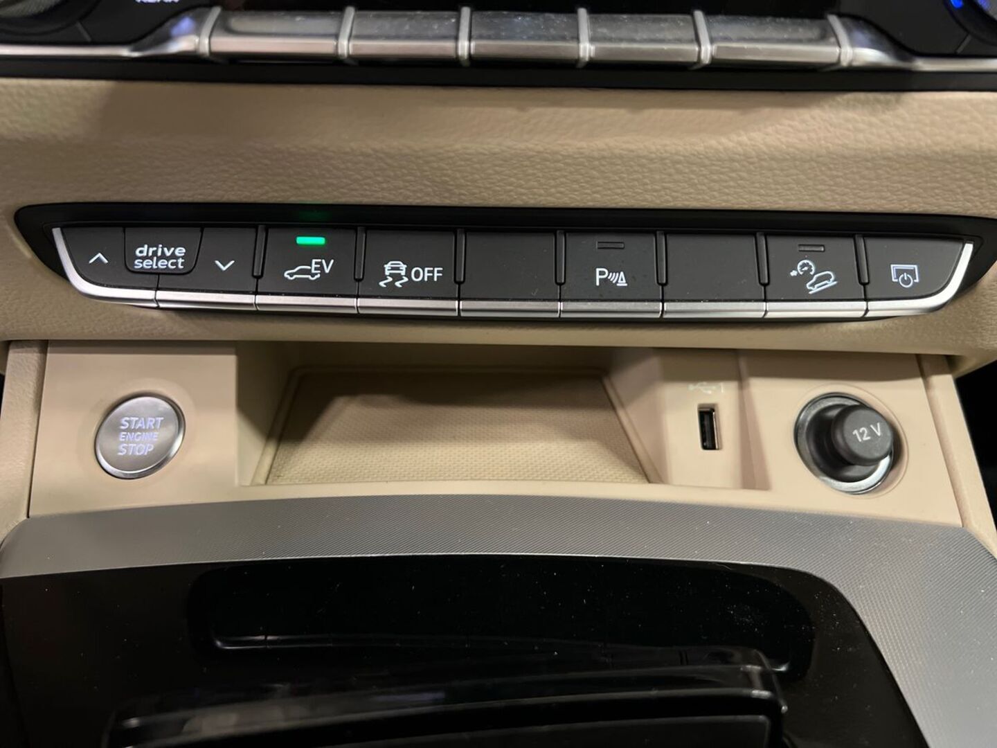 AUDI Q5 24