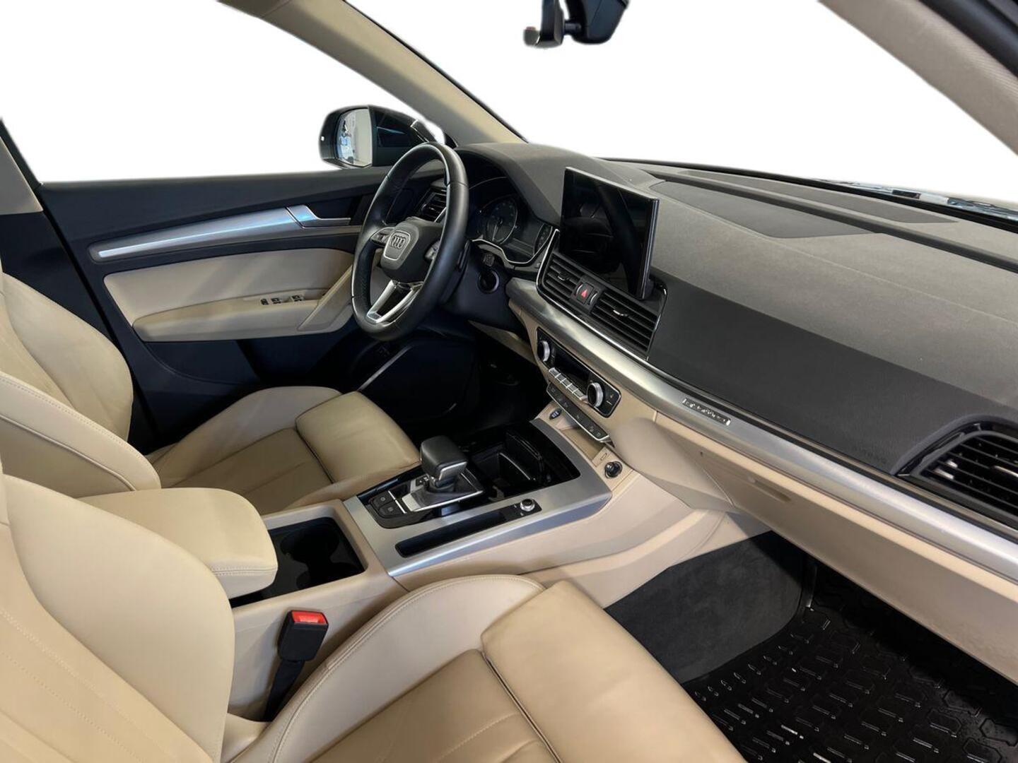 AUDI Q5 9