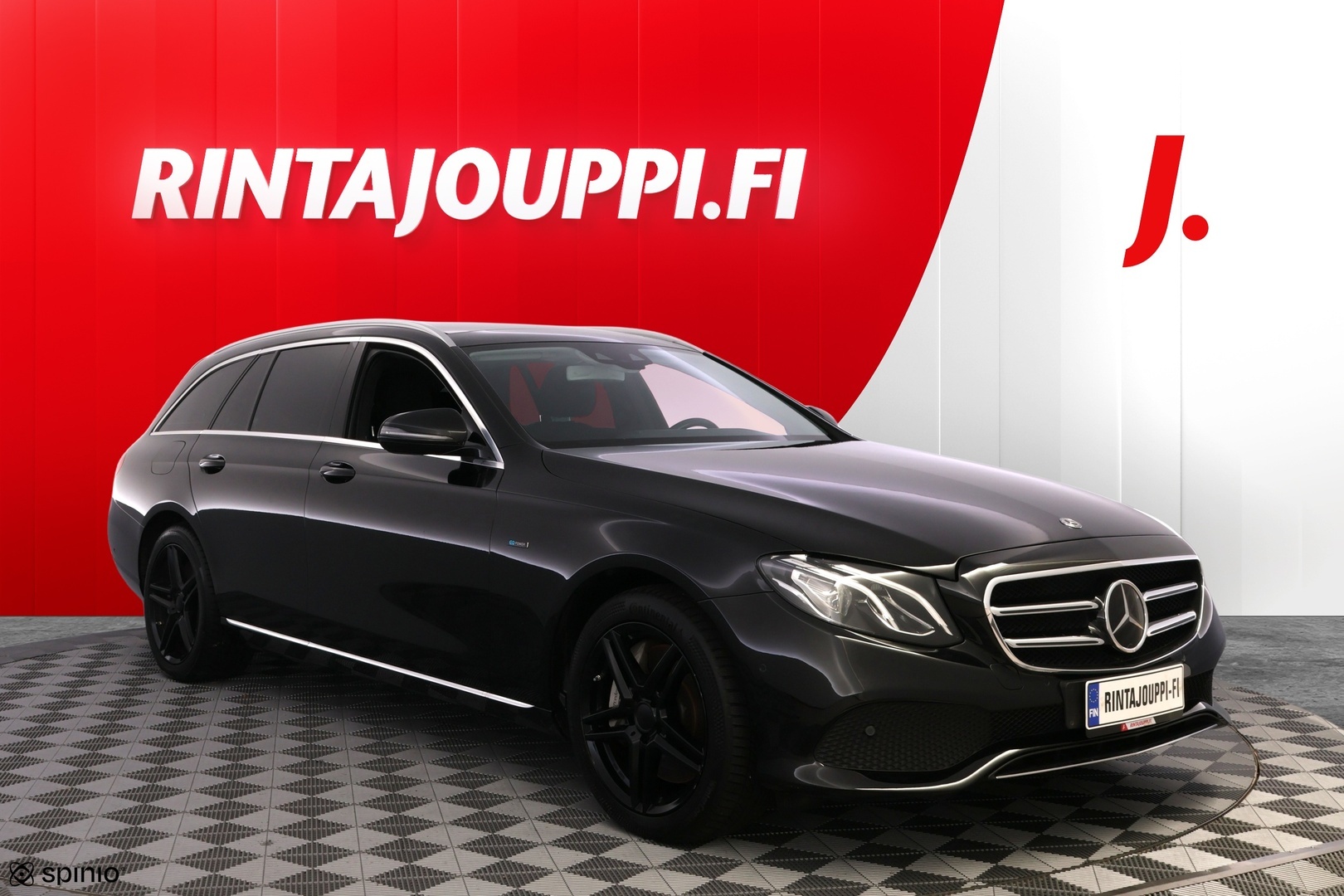 MERCEDES-BENZ E 2019