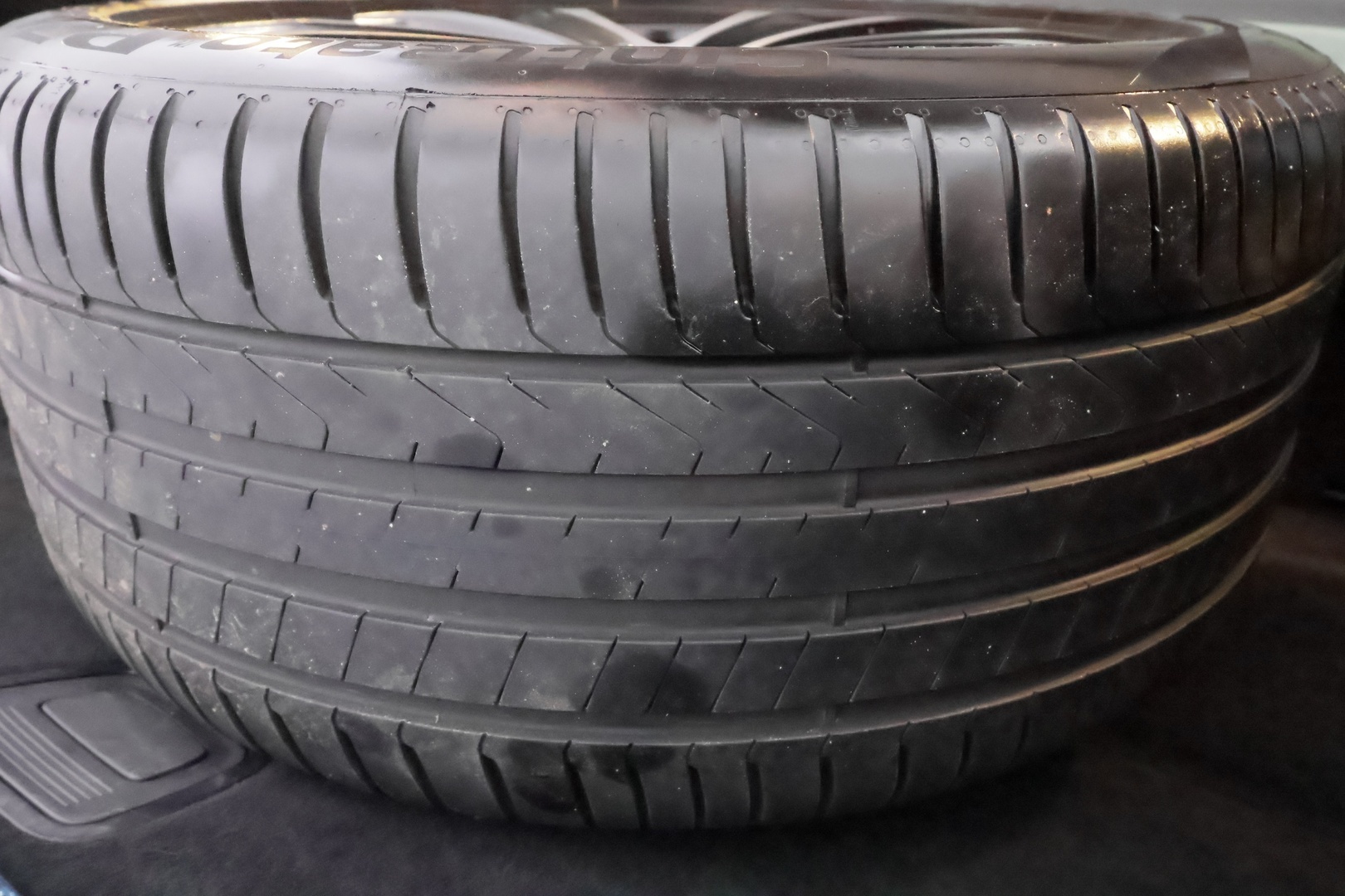 MERCEDES-BENZ E 2019