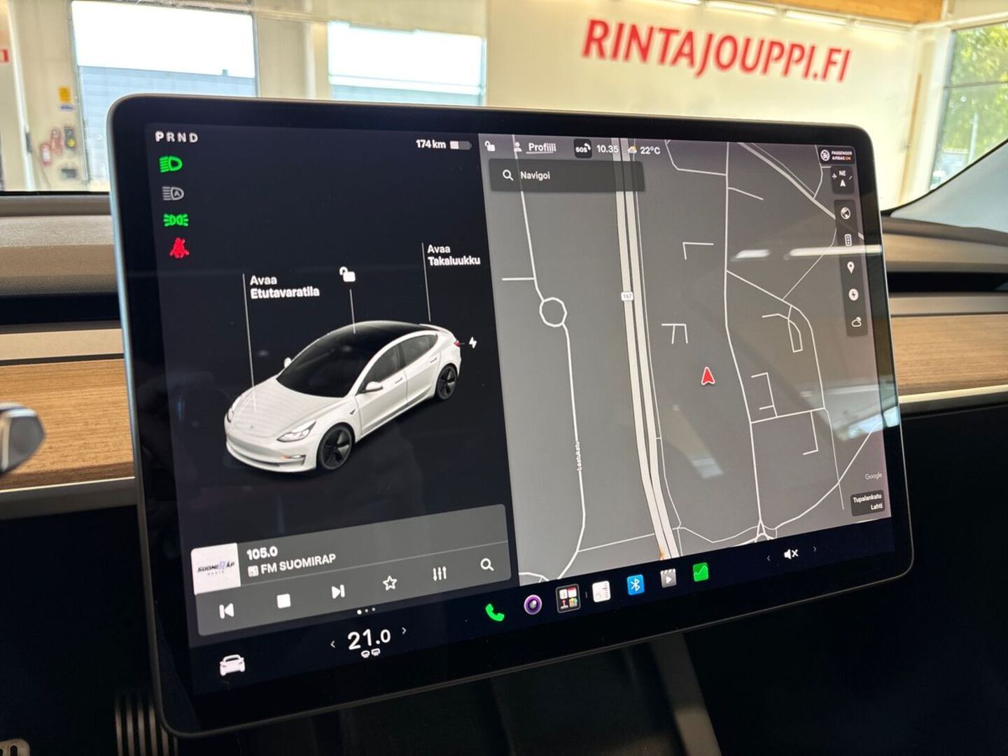 TESLA Model 3 2021