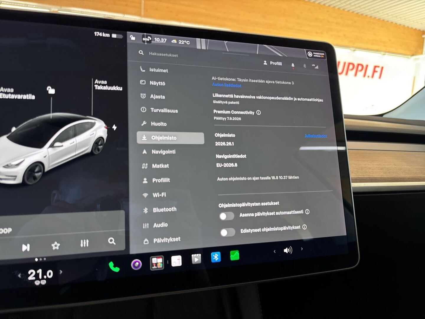 TESLA Model 3 2021