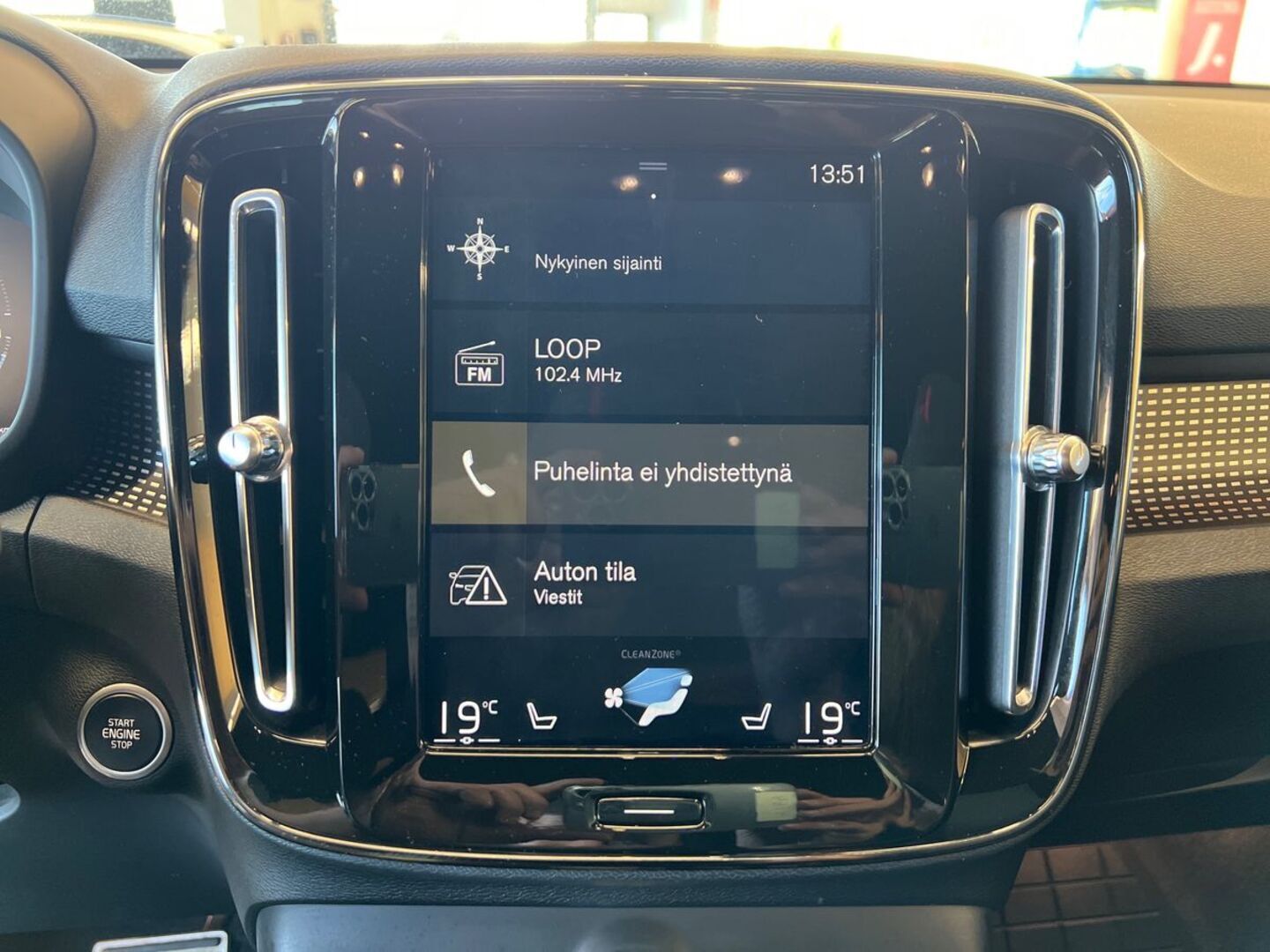 VOLVO XC40 2020