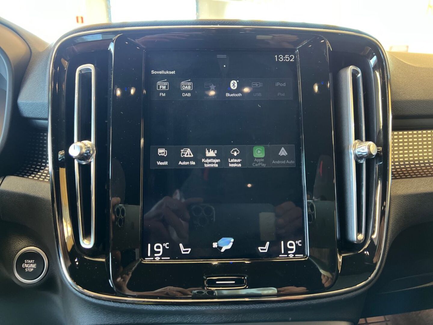 VOLVO XC40 2020