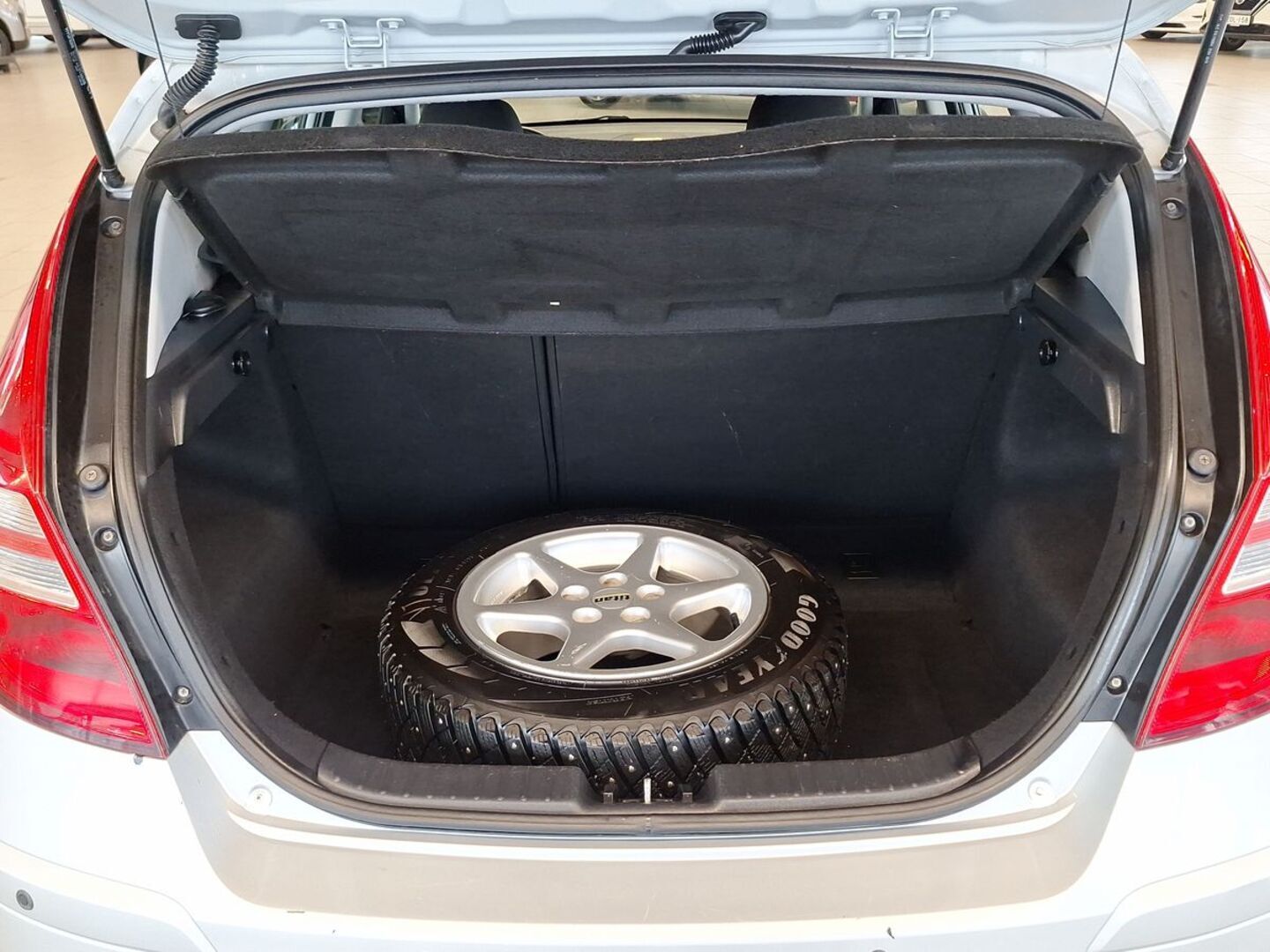 HYUNDAI i30 11