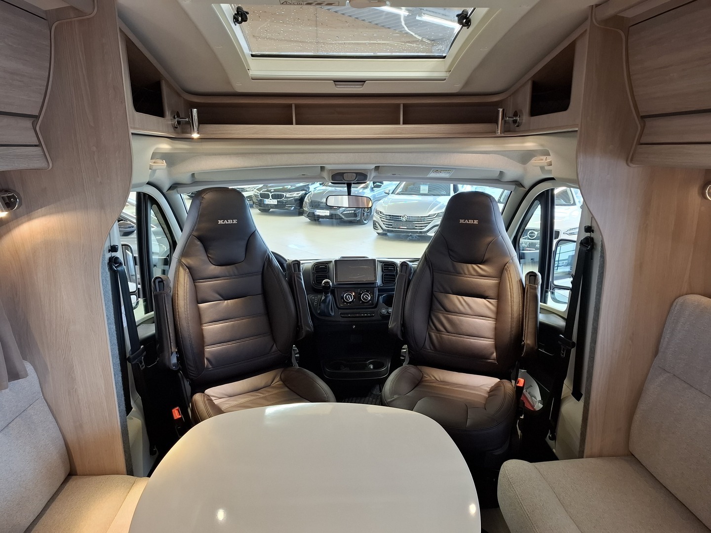 KABE Travel Master Classic 740 LGB 2025