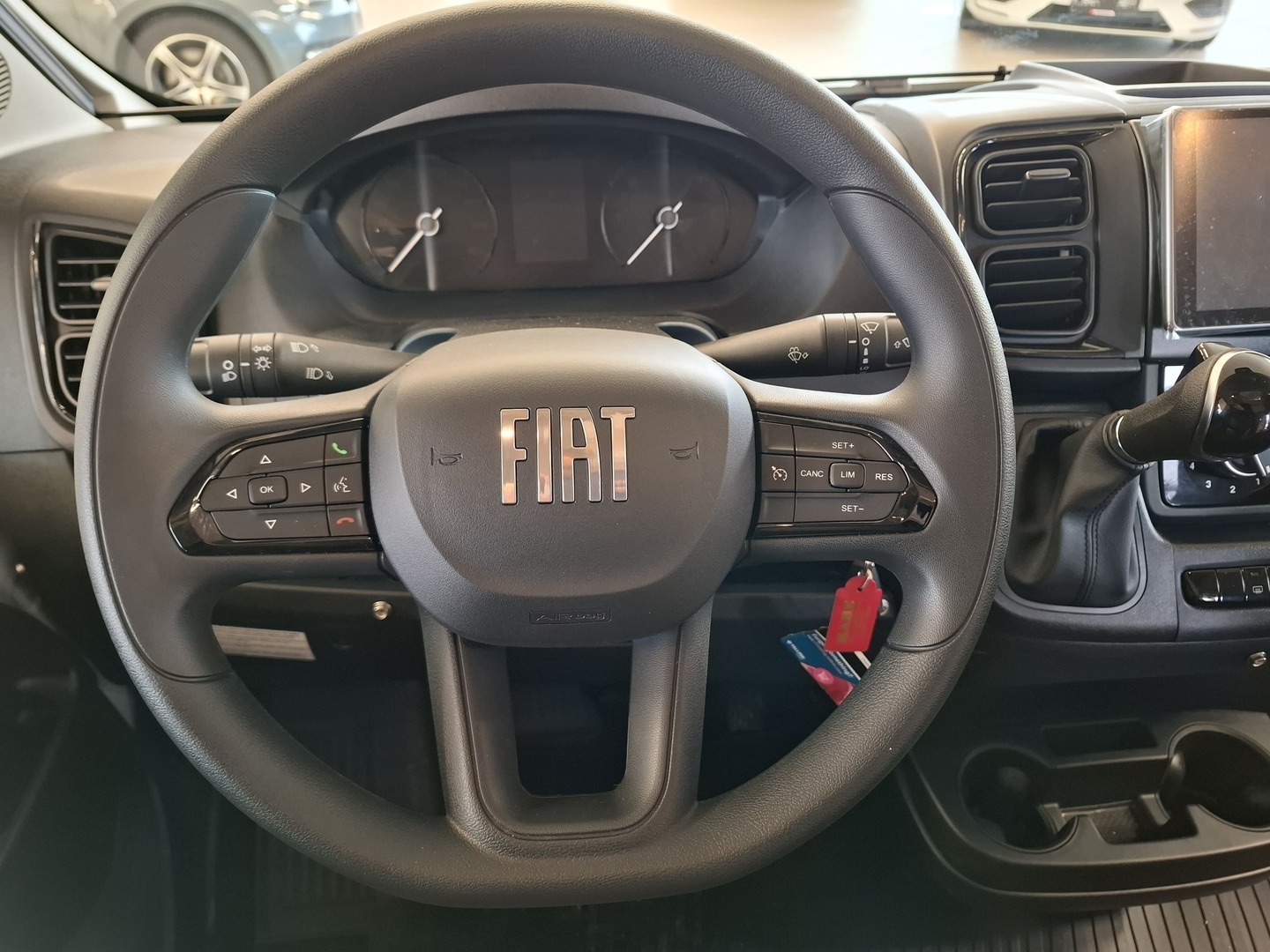 KABE Travel Master Classic 740 LGB 2025