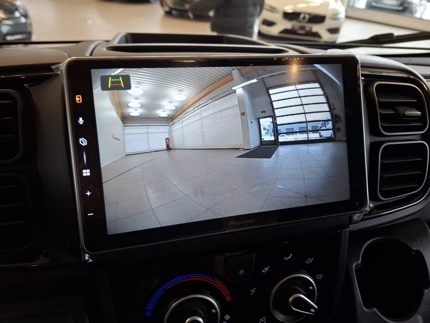 KABE Travel Master Classic 740 LGB 2025