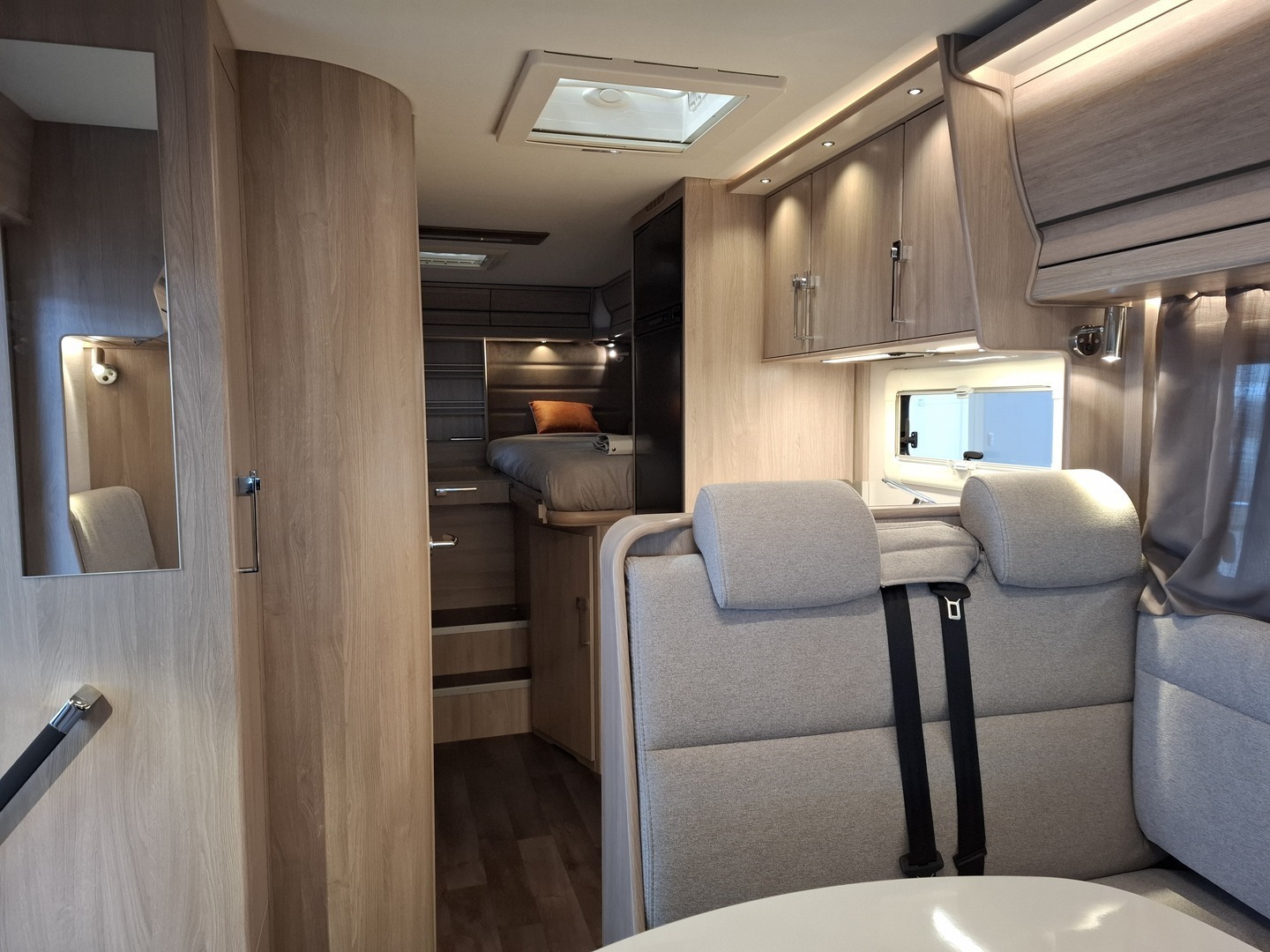 KABE Travel Master Classic 740 LGB 2025