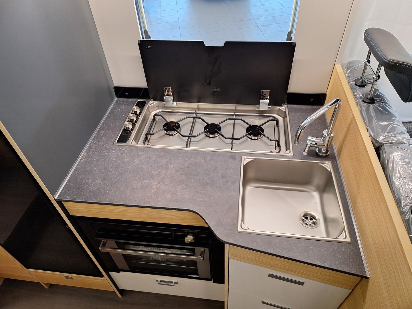 ADRIA CORAL XL 670 SL 2026