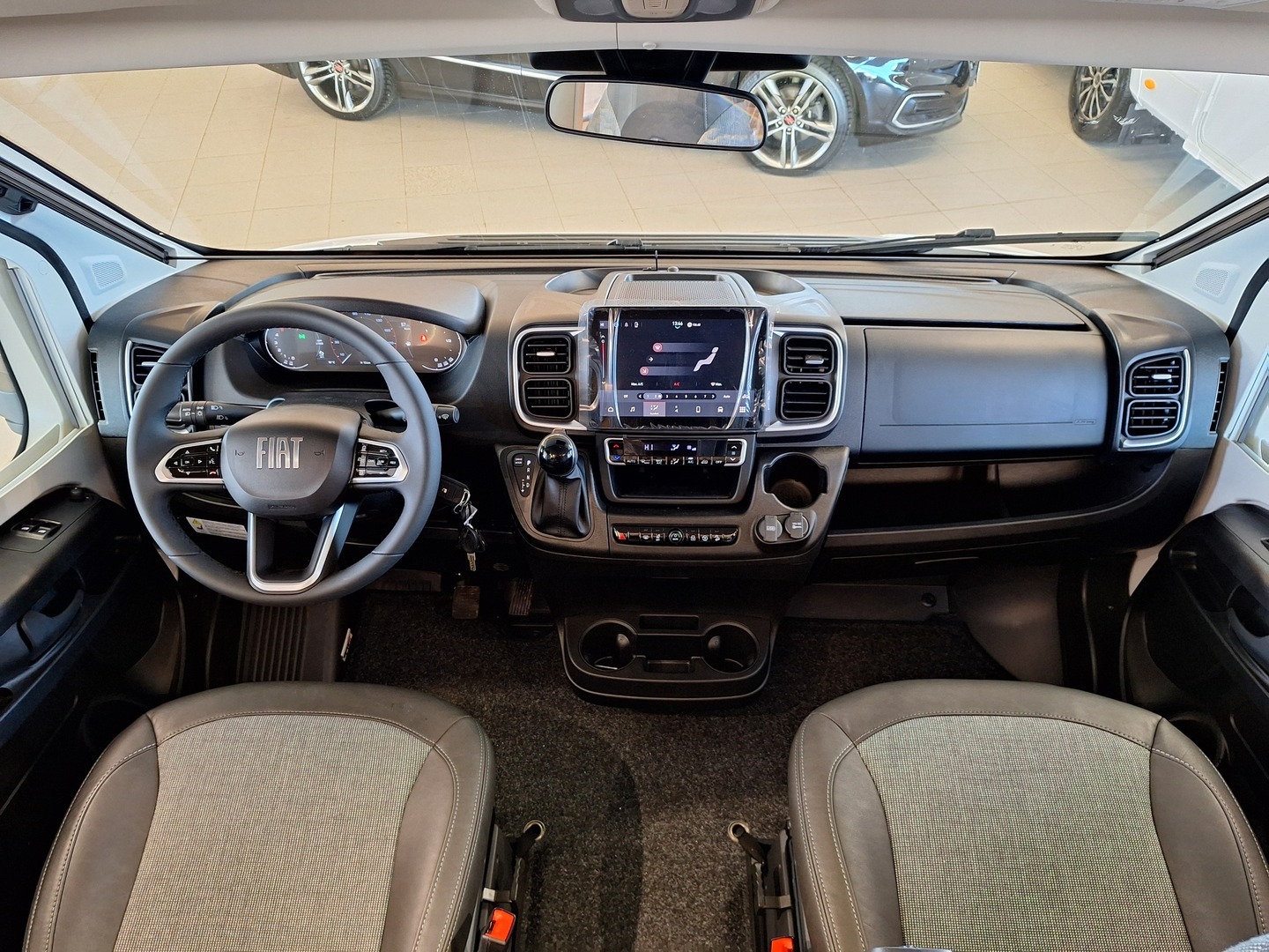 ADRIA CORAL XL 670 SL 2026