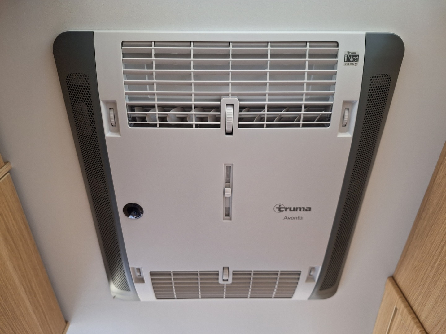 ADRIA CORAL XL 670 SL 2026