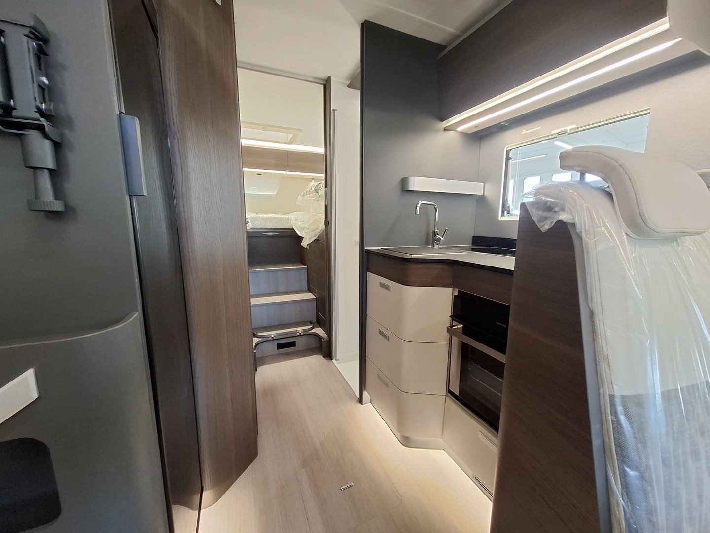 ADRIA MATRIX SUPREME 670 SL 2026