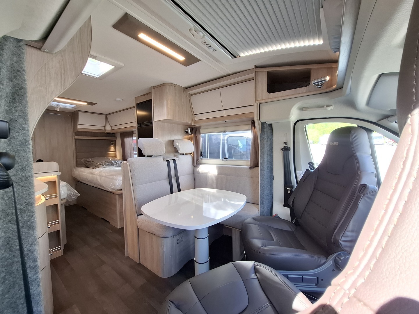 KABE Travel Master Classic 740 T 8