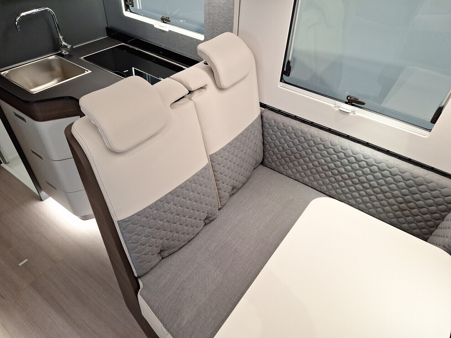 ADRIA MATRIX SUPREME 670 SC 2026