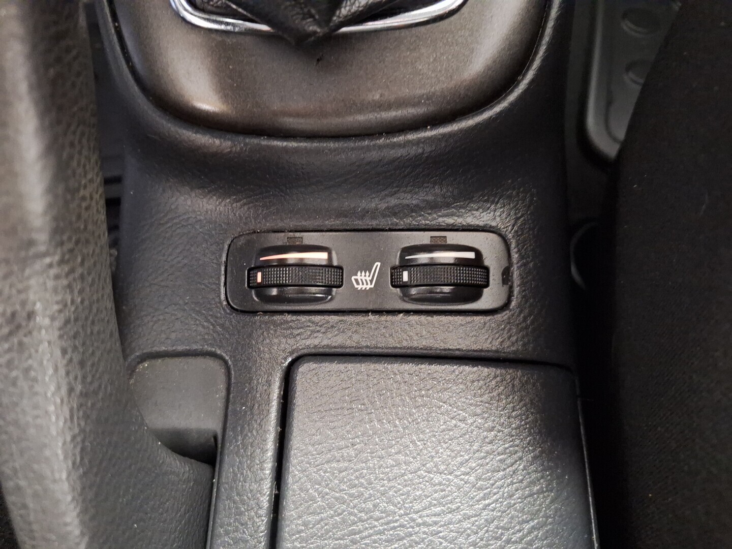 TOYOTA Avensis 2003