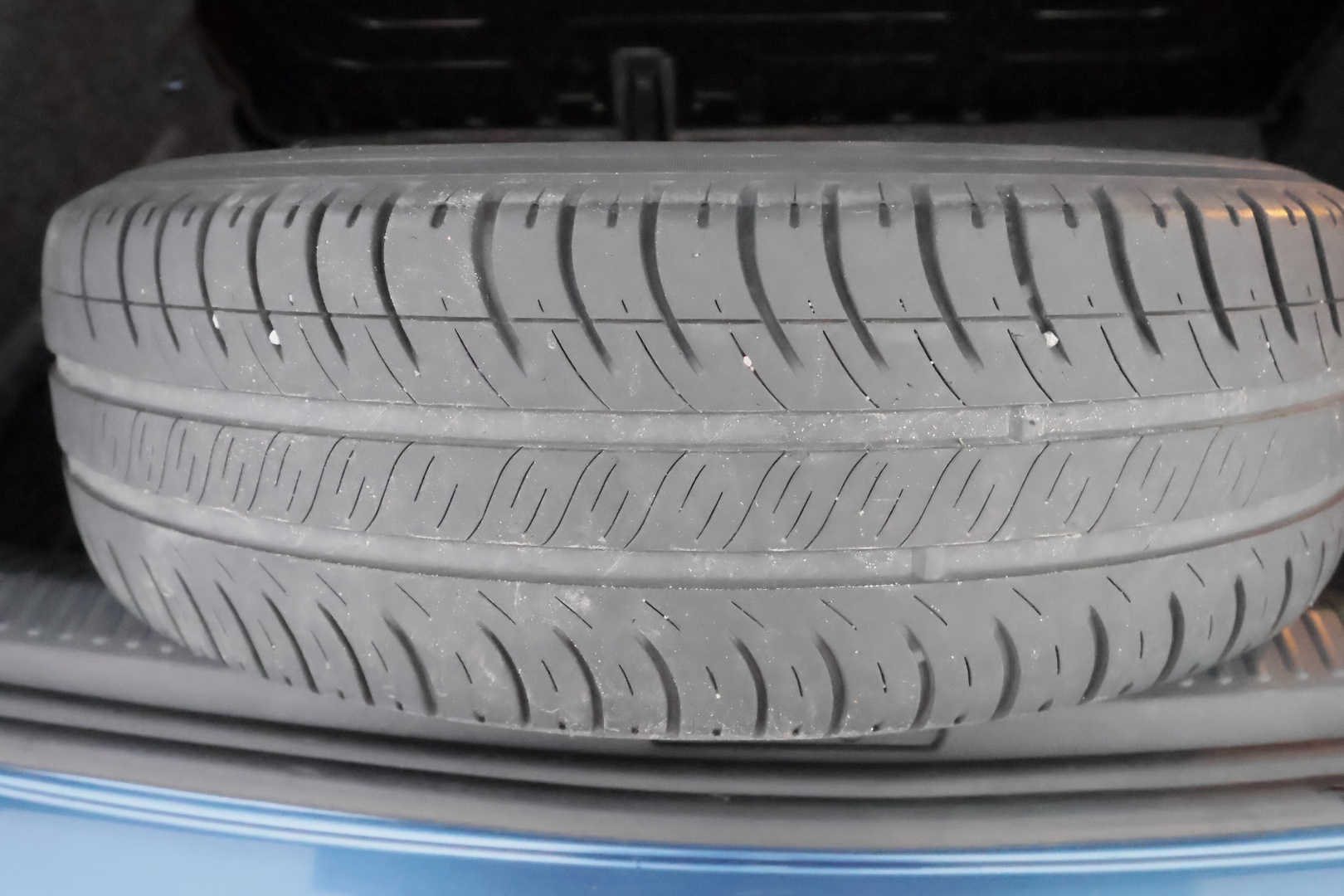 VOLKSWAGEN Polo 2015