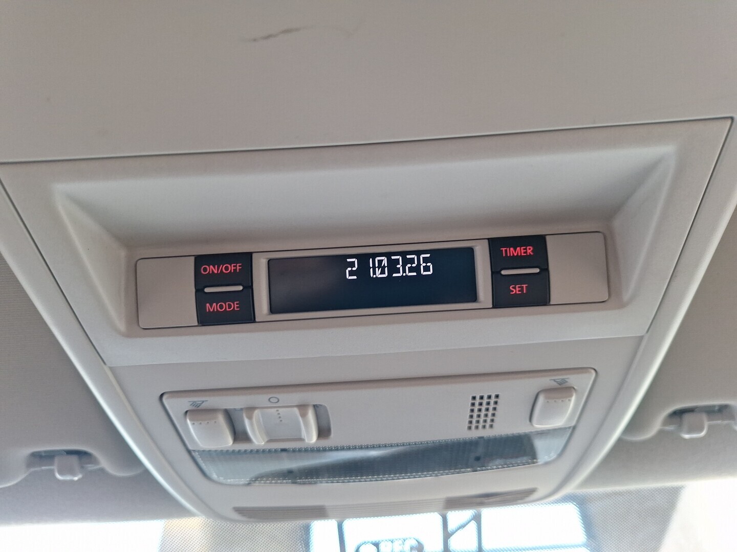 VOLKSWAGEN Transporter 2016