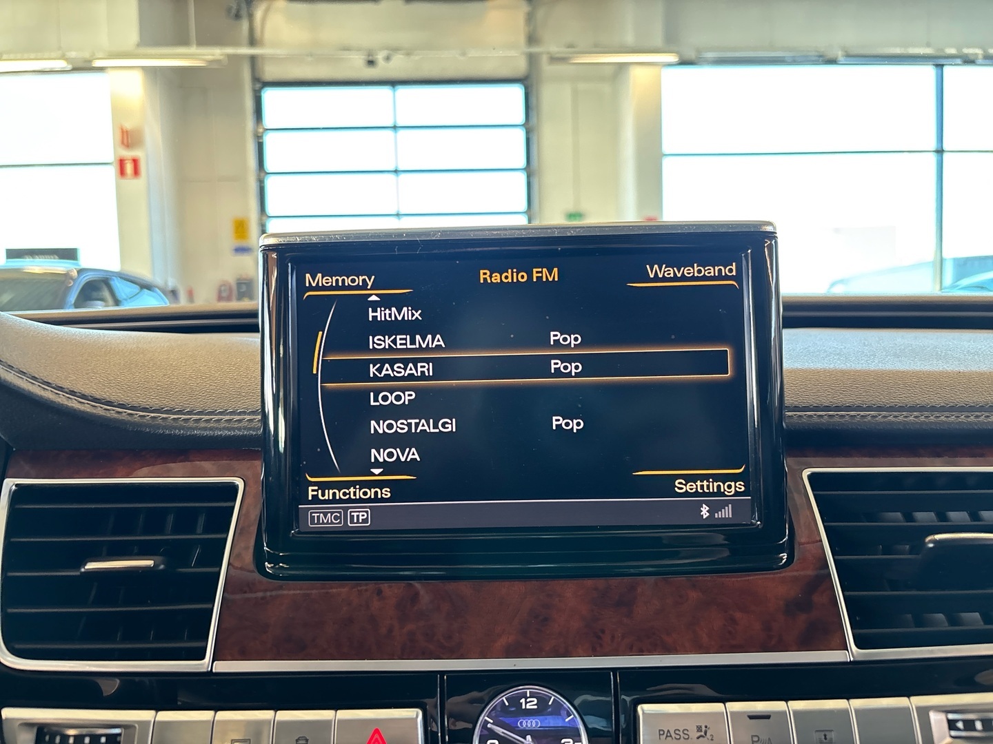 AUDI A8 2010