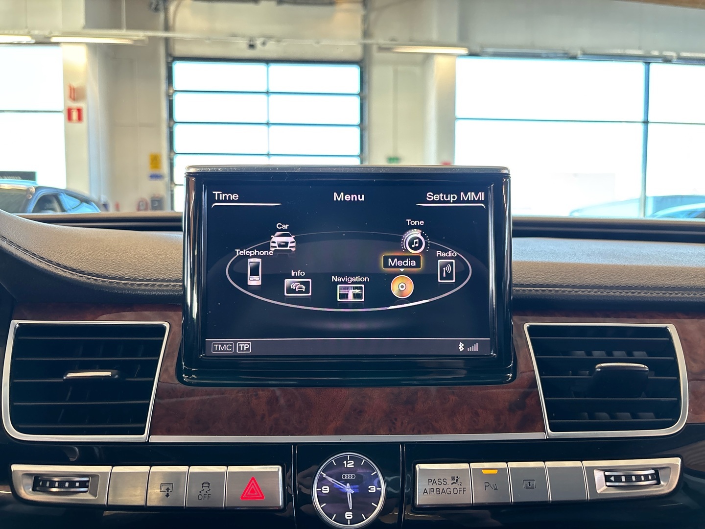 AUDI A8 2010