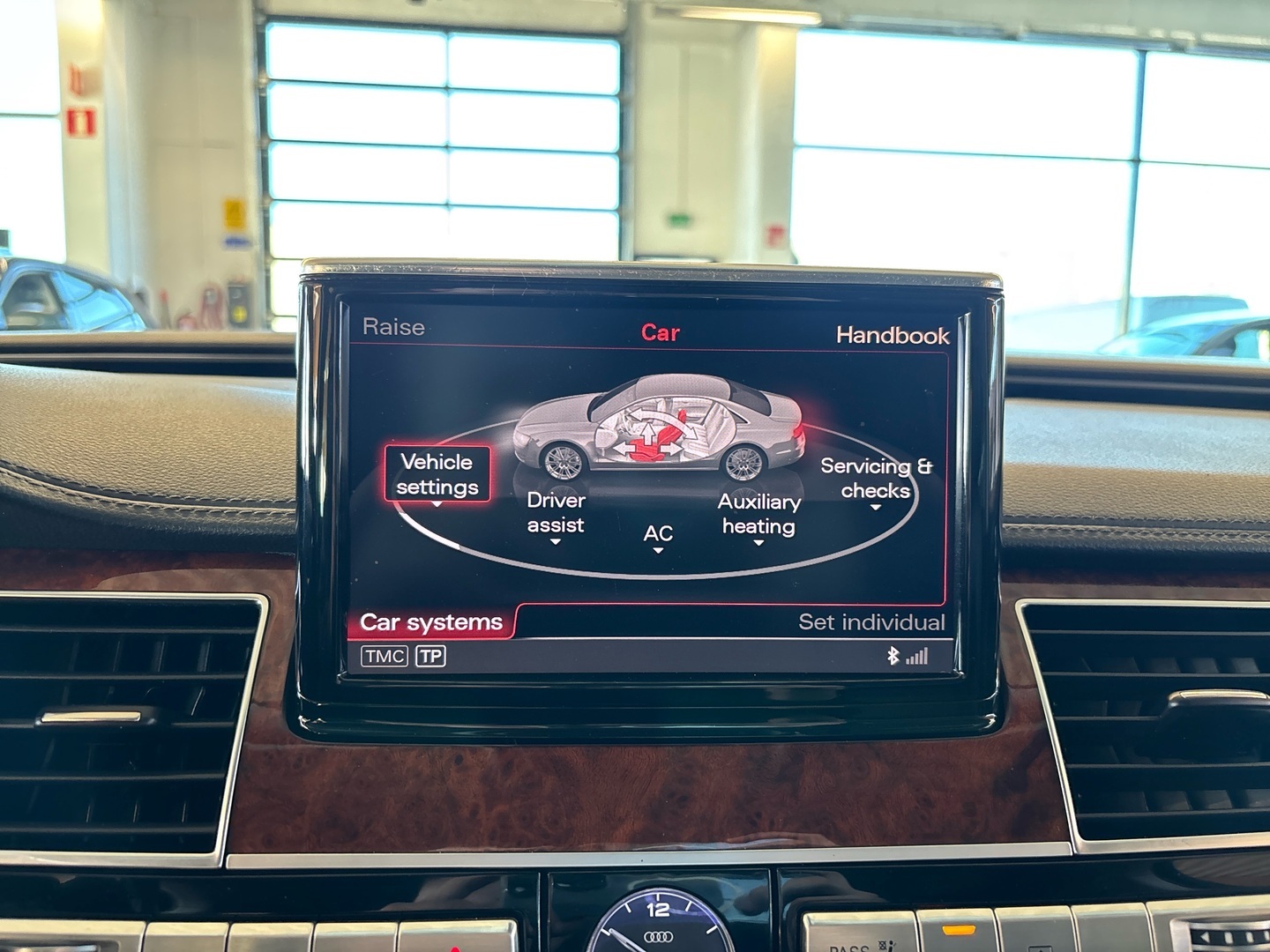 AUDI A8 2010
